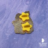 Yellow puffy star rubber pinback clutches